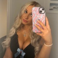 lu (@sugahoneyicente) 's Twitter Profile
