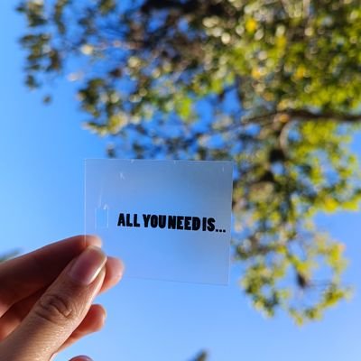 AnnCassiopeiae's profile picture. Oyendo a Drexler. 
Coleccionando memorias. Mamá de una estrella fugaz. Mamá de Santi. ✨