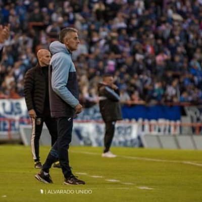 Futbol teknik direktör, 
Director Técnico Nacional de Fútbol
San Lorenzo MdP,Quilmes MdP.
Actualmente,Club Atlético Alvarado