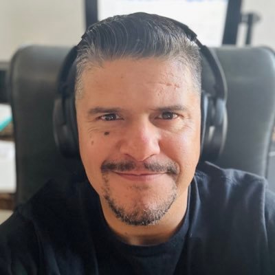 Product Designer on the Design Systems team @BILL | Exploring AI | Devoted husband, proud dad, and lifelong 49ers fan 🙌