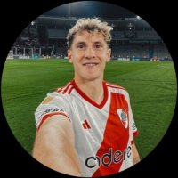 lar🐔 (@80lara__) 's Twitter Profile