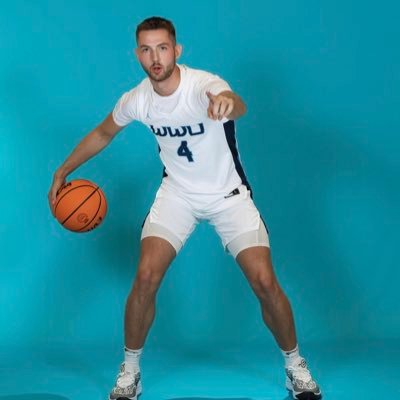6’7” 205 wing | Redshirt Freshman | @cgcchoops | 4.0 college gpa | CG4 Forever ❤️🕊️