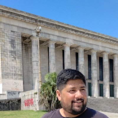 Ser bueno es fácil lo difícil es ser justo.