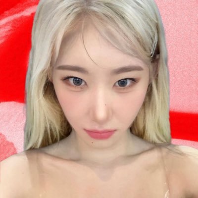 365 not thinking ‘bout anything but lee chaeryeong .ᐟ