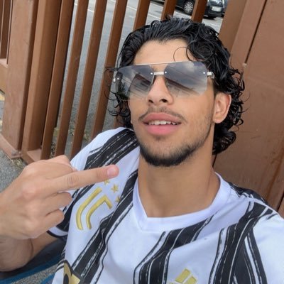 mohhhalg's profile picture. wahran vibes