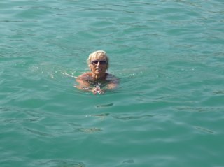 franklynn12a's profile picture. Mother and grandmother.