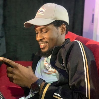 Shomite's profile picture. • Com Sci • PlugBoy • Cruise• Play with words• Animation