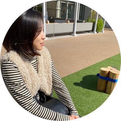 フリーランスWebデザイナー🐝 HP制作・LP制作・名刺・チラシ・リッチメニュー制作|業務委託提携3社|インボイス登録済み|お客様の想いを汲み取る丁寧なヒアリング|土日祝日も対応可能|ご相談・お問合せはDMにて📩