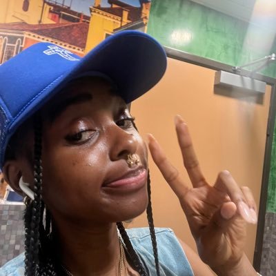 Kingmyever's profile picture. 