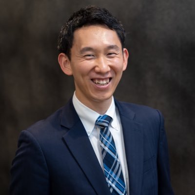 uchi_takuto610's profile picture. 【ZOOMで60分の無料体験コーチング受付中！】 2023年11月から脱サラ？|当時勤めていた不動産会社に出社途中、車の中で倒れる。「自律神経失調症」と診断される。休職中の時、"あるキッカケ"で自分のために転職を決意する。「転職したい人」はフォロー必須！