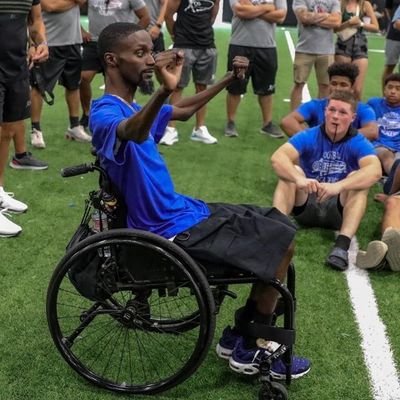 THE OFFICIAL TWITTER  PAGE  COREY BORNER I WILL WALK AGAIN INSTAGRAM COREYBORNER24 ΩΨΦ  #FINDAWAY #TRILL #24 PUBLIC FIGURE/ MOTIVATIONAL SPEAKER