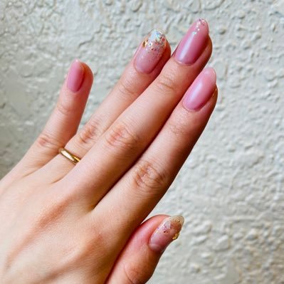 ayaka_a1k03's profile picture. 🗼ネイルと投資に興味な👩‍🎓投資と妊活情報を記録&共有中/初マタ👩93年👨85年/25.01 PCOS→🧚/お酒好き🍷🍺ついに解禁‼️/無断フォローお許しください🙇‍♀️胎児ネーム🐣:ミニぽち🦖(旦那がぽち)@🦢完全計画無痛分娩9/27爆誕👶🏻39w2d 混合栄養🍼メイン