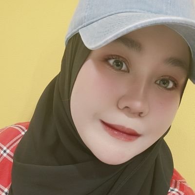 mommymoggie's profile picture. 