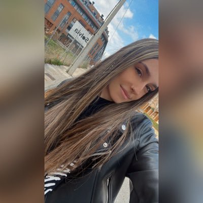 En un suspiro nos volveremos a encontrar.💚👨 22 primaveras🌸🌺