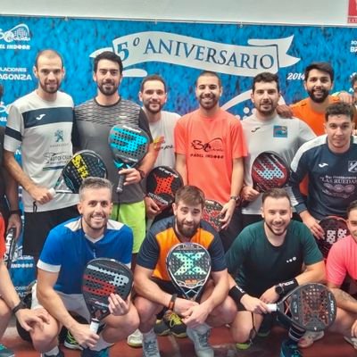 Club de padel Indoor,  4 pistas,especialistas organizando y montando partidos,escuela,  fisioterapia, cafetería, vestuarios y zona infantil.  tlf 607453063-