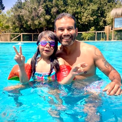 Productor director de evento. Adicto a trabajar y el bienestar de las personas, superación constante es un lema y forma de vida mas aun con alegría y felicidad.
