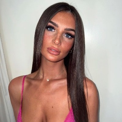 maddychearyvip's profile picture. See a much spicier side of me 🙈🌶️
Never before seen VIP content!
Main account:  https://t.co/GjMdCHQHlv