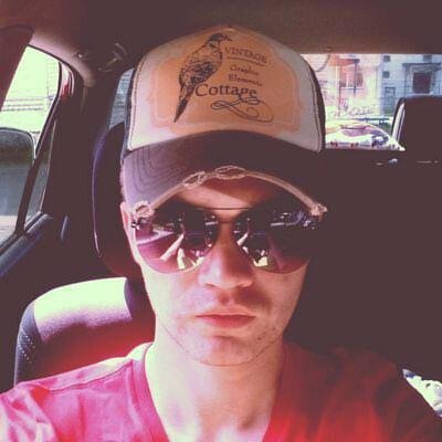 kirill_iq's profile picture. В один прекрасный день ты поймёшь, что у тебя осталась только одна проблема — это ты сам 😉.