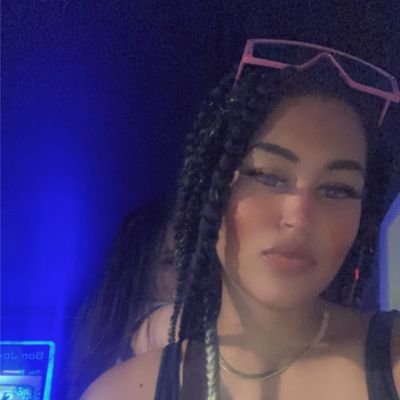 fantasyfun6696's profile picture. whoever it is, i promise she ain't fwm