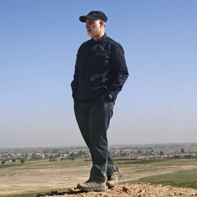 embankment_313's profile picture. بعضی آدما مثله عکس هستن ، زیاد بزرگشون کنی از کیفیت شون کم میشه