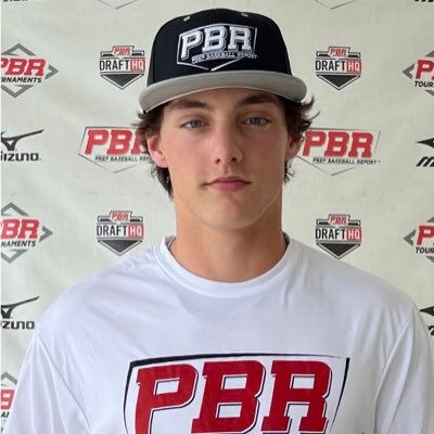OwenAndreatta's profile picture. 2025 #26 OF | Fairport Baseball #26 | @URBaseball | (585)-474-7479 | Email - Owen.andreatta@gmail.com