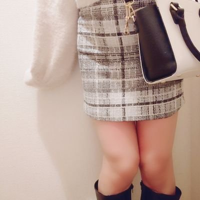男の娘/かわいくなりたい/無言フォローごめんなさい💦
#女装 #男の娘
❌→怖い人、自分勝手、たばこ
myfans→https://t.co/TRpw1CUgXQ
応援お願いします✨
↓優しいかた