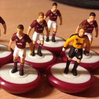Writing & other content things. Writing instructor @UBCExtended. Slowly writing #VWFC & #HMFC football books