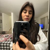 Adriana (@helloadris) 's Twitter Profile