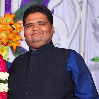 Journalist by Choice अस्तित्व की तलाश में।सभी तर्क का स्वागत
समस्त देवी देवताओं की जय