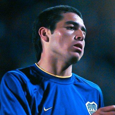 Hablo de fútbol. Edits 4K y videos de Boca. Diseñador gráfico. (No soy fotógrafo). A veces stremeo https://t.co/W1jKEU8lpD