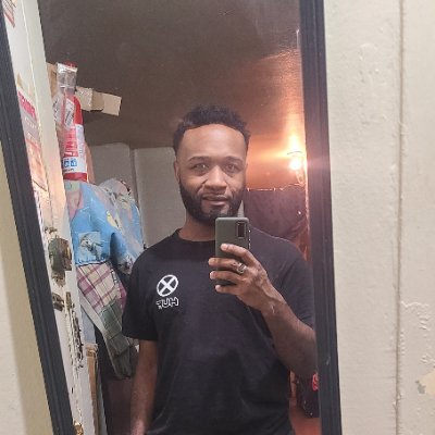 just an educated lame ninja in NYC that loves skateboarding, fighting games, being black, combat sports, pro-accountability, and music ✌🏿✌🏿🤝🏿🤝🏿🇺🇲🇺🇲