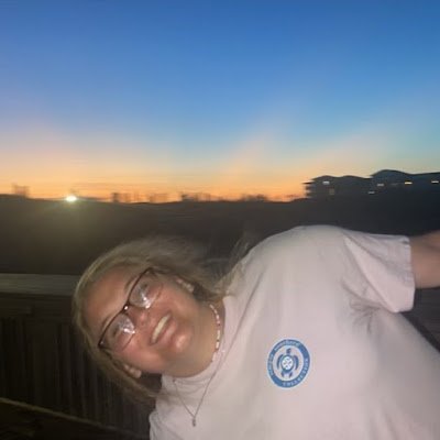 RMichin27's profile picture. 