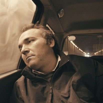 ErgenManifesto's profile picture. Yoklama alıyorum sessiz olun ! kaygı ? burda ! hüzün ? burda ! yalnızlık ? burda ! mutluluk.. ! mutluluk..C.süreya