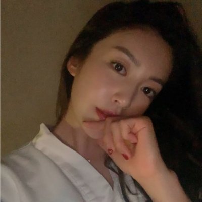Single girls love their jobs and love their lives.
Like new things, love adventure, love to learn.
Hobbies travelling, reading, sports, golf.⛳️🏌️♀️✈️🏖📖