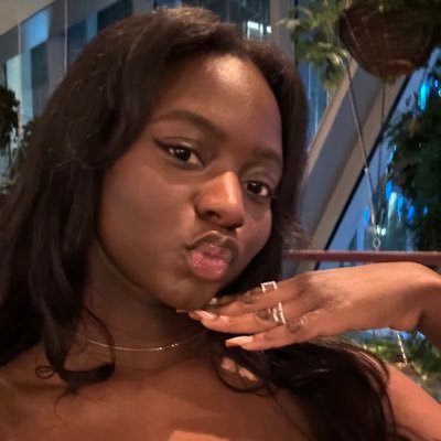 sincerelyajj's profile picture. 