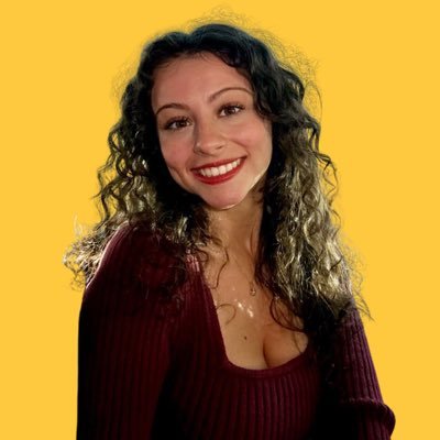 21 Years Old | Cryptocurrency Educator | Seen on @FoxBusiness | The Daily Zest Podcast https://t.co/QL344lWAnh | Business: manager@missteencrypto.com