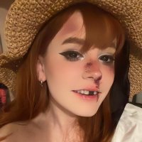 ♥༻𝕲𝖍𝖔𝖘𝖙 𝕲𝖎𝖗𝖑༺♥ (@ghostbabiii) 's Twitter Profile