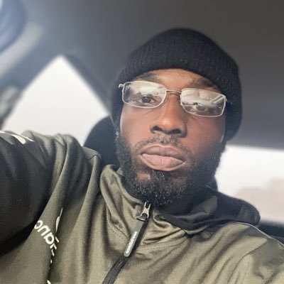 AliassAquarian's profile picture. D’ussé and booty cheeks 😌 #ProudAfricanBlackMan 🇬🇭 #WorkHard #Foreva SRT -8