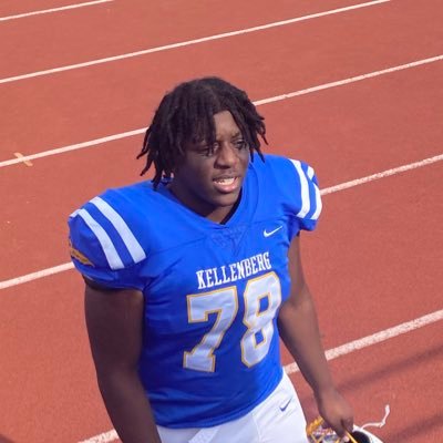 Kellenberg Memorial HS (Uniondale NY) C/O 25' |HT-5'10| |WT220lbs| #78 Defensive Line (NG) |3.5 unweighted GPA|