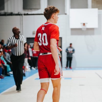 Archbishop Rummel Highschool | Co’ 25 | PF | 6’2 | 185 lbs | Basketball | 4.3 GPA grantlat24@gmail.com