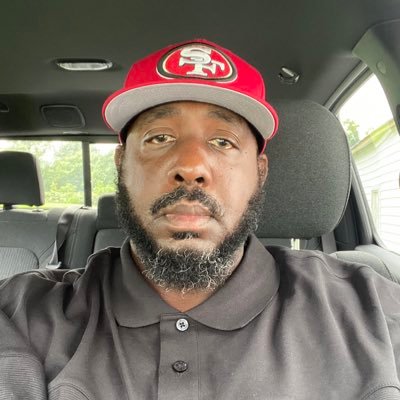 Larryrudol41784's profile picture. 