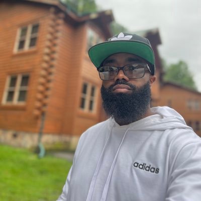 R2DaMFinJ's profile picture. 