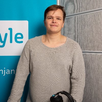 Yle Pohjanmaan Etelä-Pohjanmaan uutistoimittaja. Koulutus äidinkielen opettaja. Korisrakastaja, futisintoilija. BC Lapuan paiskija. #Korisliiga #NBAfi