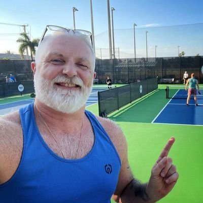 James5195260611's profile picture. 