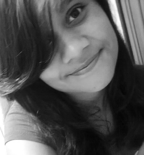 melhor amiga da @ThalyForigo e do @dhanillosantana :] / http://t.co/Bfx8bHPJac