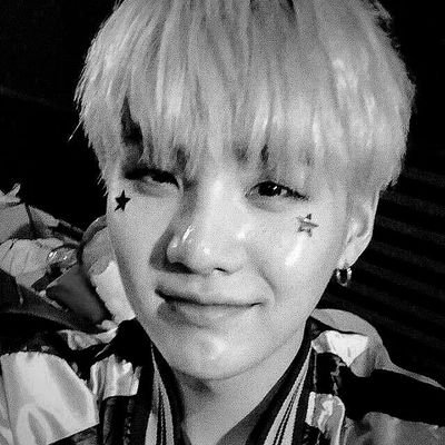 tolongiyainaja's profile picture. manusia-manusia kuat dengan jiwa-jiwa bangsat