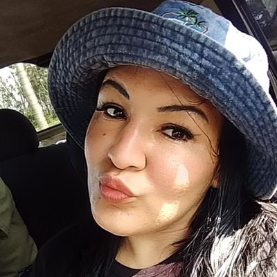 Construí amigos, enfrentei derrotas, venci obstáculos, bati na porta da vida e disse-lhe: Não tenho medo de vivê-la.