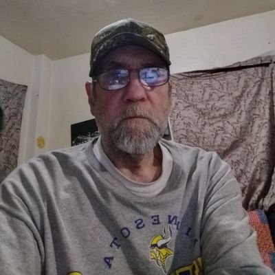 I am 62 years young Lol I live in Duluth Minnesota I'm not sure if I am cut out for full long term relationship because there are so many things SEX. Lol I like