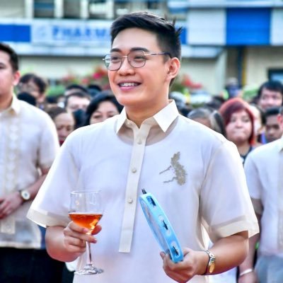 SK Federation President and City Councilor, @OFFICIALMUNTI | SK Chairperson, Barangay Buli | Former Chairperson, @USCUPDiliman | ΥΣΦ