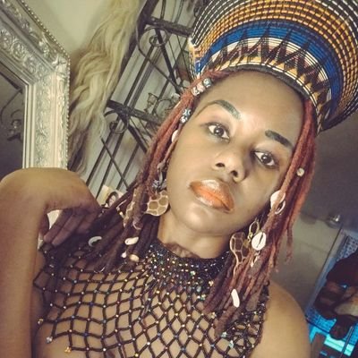 Atiéno • 🪮 Corda Verdé 😵🥴 | Pantera Negra 🥀 🥋🗞️✊🏿 • Capoeirista EcoLogía 👌🏿🤧 | Curandero PoLítica ✌🏿 |
